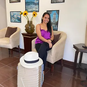 Villa 97 Guayaquil By The Airport Bed and breakfast Guayaquil