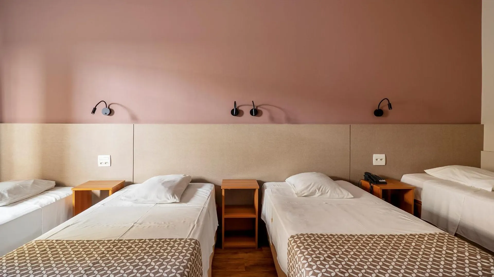 Hotel Cisne São Paulo 2*,  Brasil